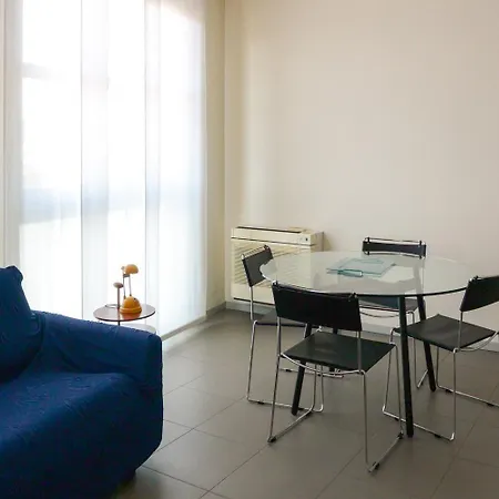 Vista Hotel & Residence-2